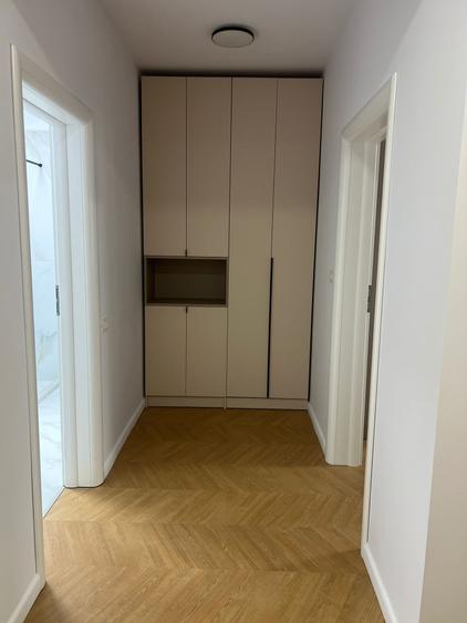 Apartament cu 2 camere decomandat, mobilat în City Park Mall