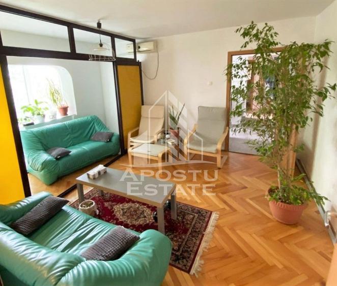 Apartament cu 3 camere semidecomandat, mobilat în Șagului