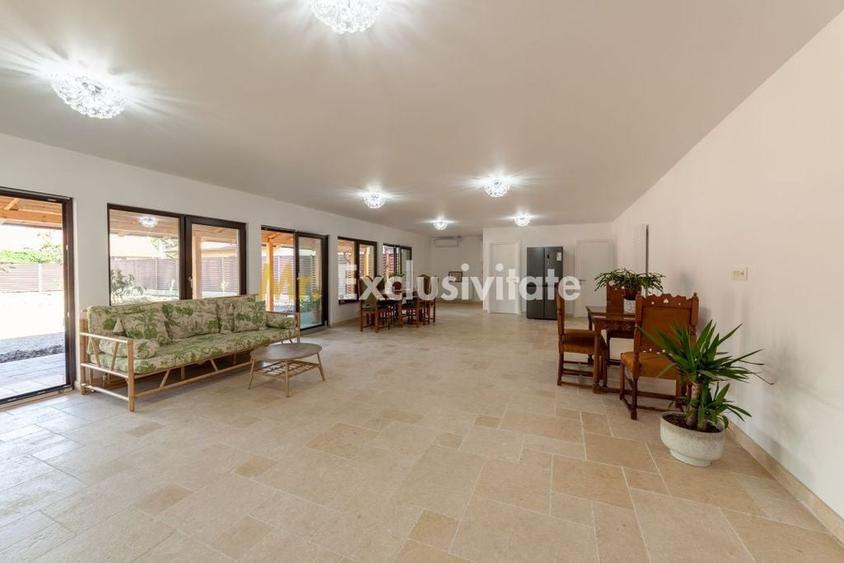 Casă cu 1 camere cu Teren 1000 Mp în Central