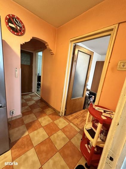 RAHOVA 4 CAMERE BLOC REABILITAT 2 BAI SUPER OFERTA SEMI STRADAL - 1