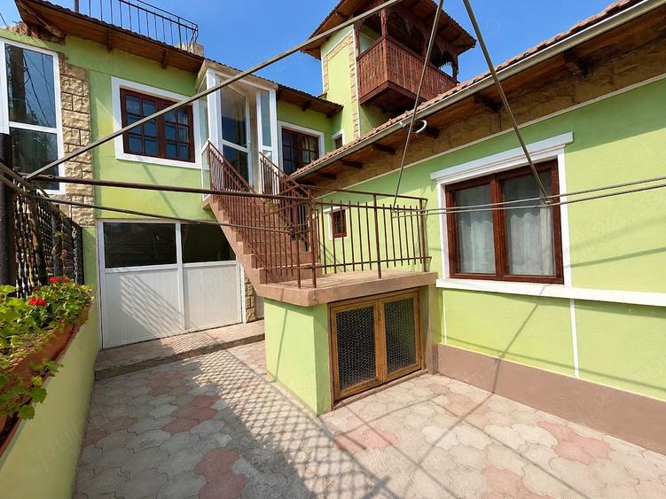 Casă cu Teren 317 Mp în Central