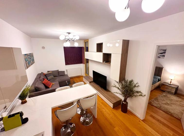 Apartament cu 2 camere semidecomandat în Aviației