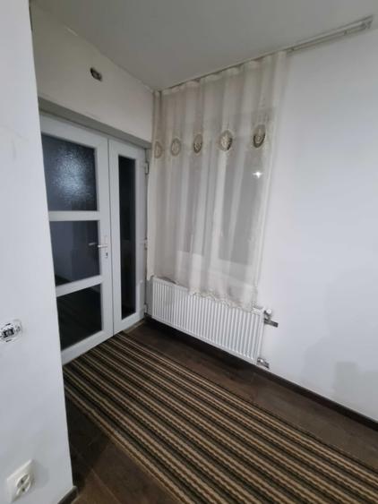 Casă cu 3 camere în Central