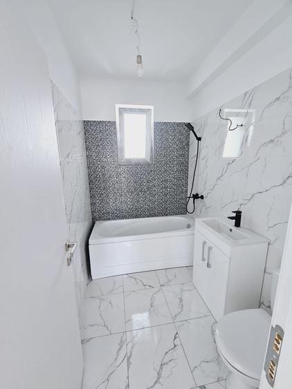 Casă individuală cu 3 camere cu Canalizare în Berceni