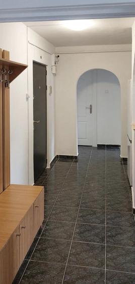 Apartament cu 2 camere decomandat în Răcădău