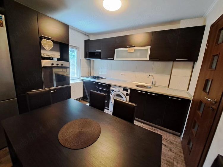 Apartament 3 camere 86000 negociabil - 10