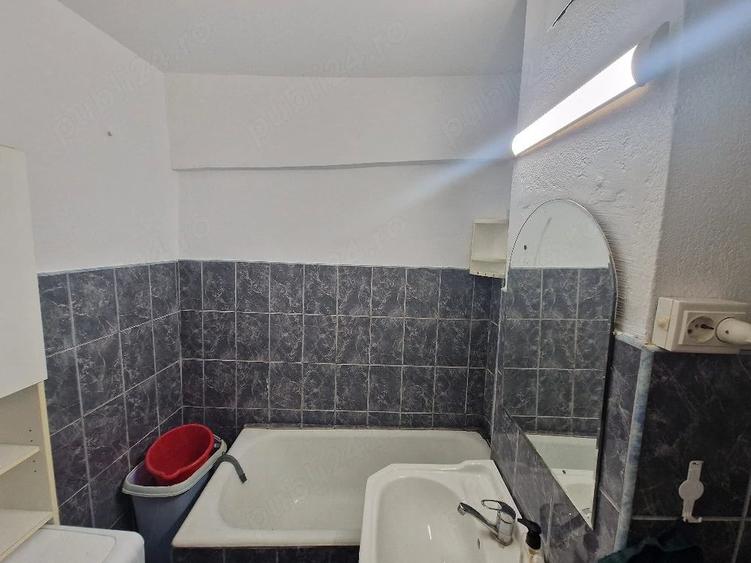 Apartament cu 2 camere decomandat în Dâmbovița