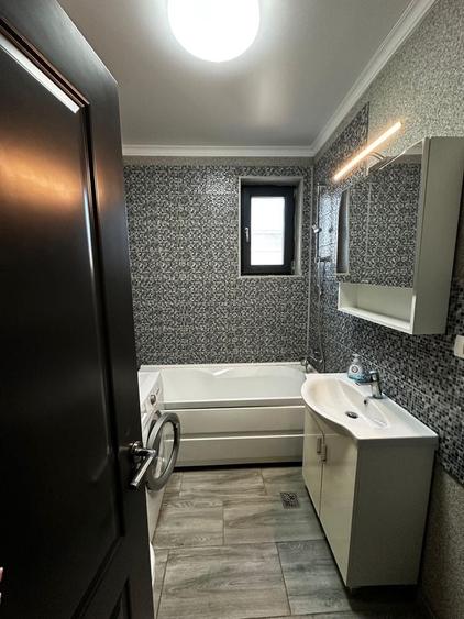 Apartament cu 2 camere decomandat în Palazu Mare