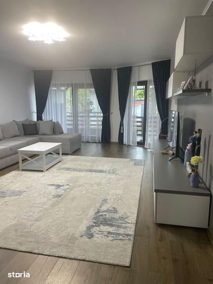 Casă cu 3 camere cu Teren 11000 Mp în Burdea
