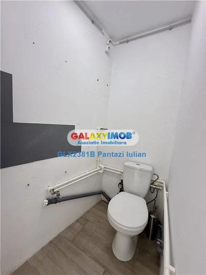 Spațiu comercial, de 20 mp, în Uverturii