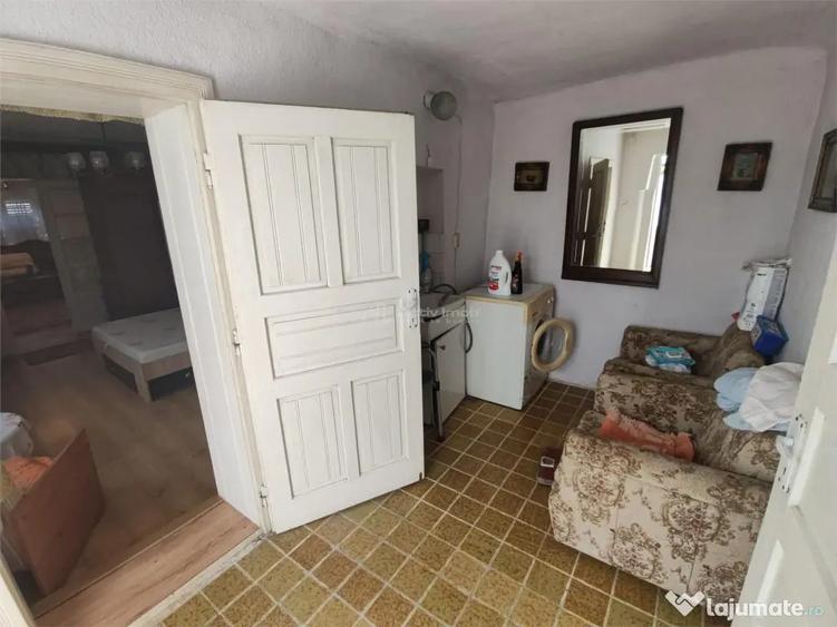 Casă cu 4 camere cu Teren 622 Mp în Central