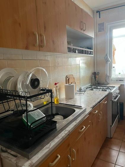 Apartament cu 2 camere semidecomandat în Pajura