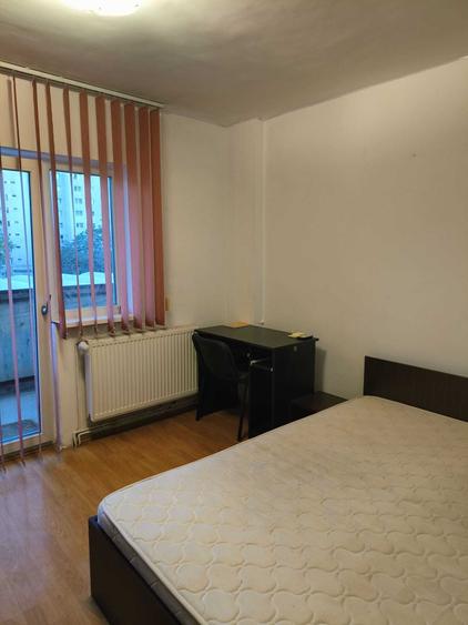 Apartament cu 4 camere decomandat, mobilat în Mănăștur