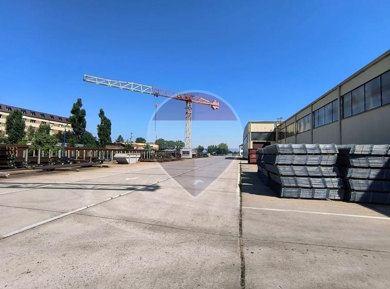 Spațiu industrial, de 1,280 mp, în Central
