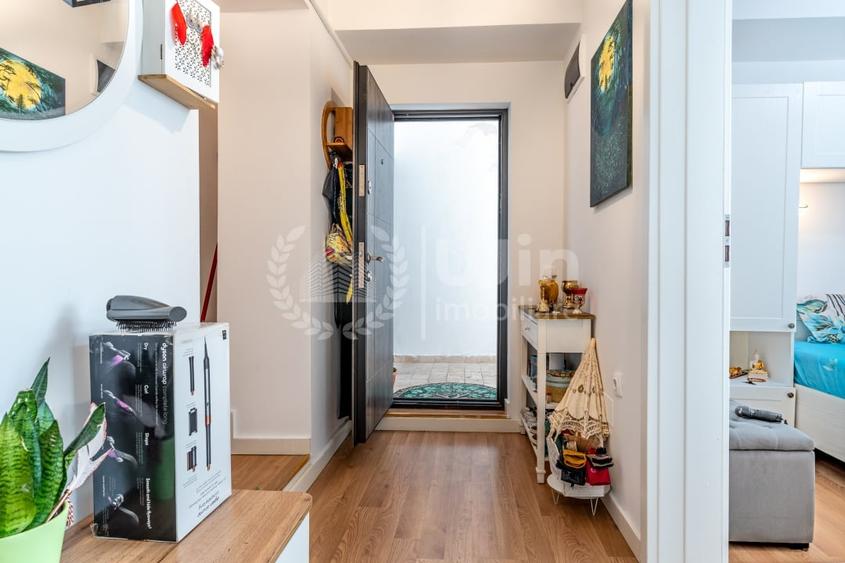 Apartament cu 3 camere semidecomandat, mobilat în Andrei Mureșanu