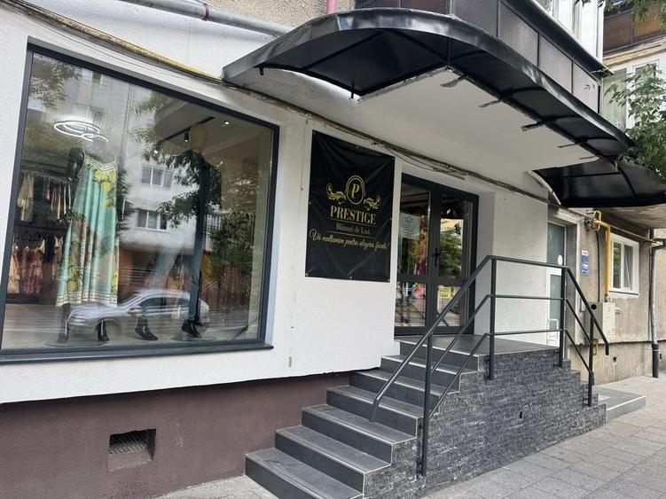 Spațiu comercial, de 88 mp, în Petru Rareș