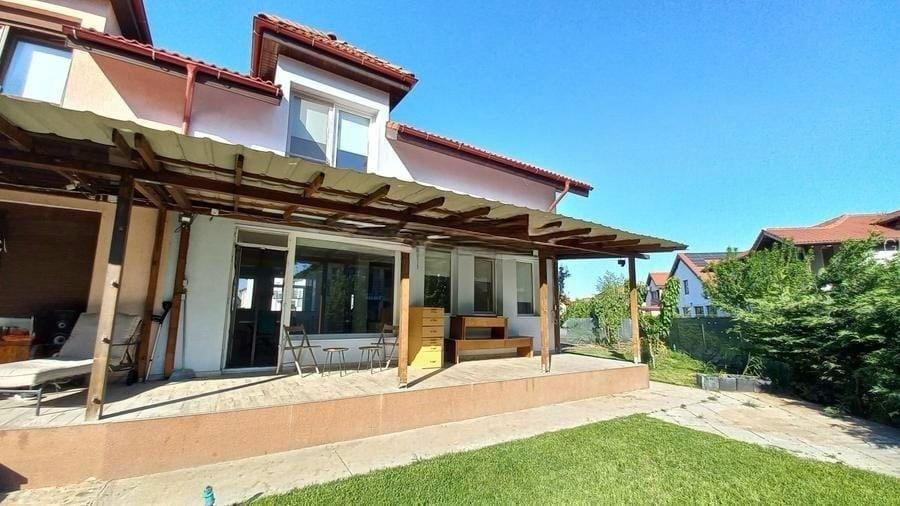 Duplex cu 4 camere cu Canalizare în Aviației