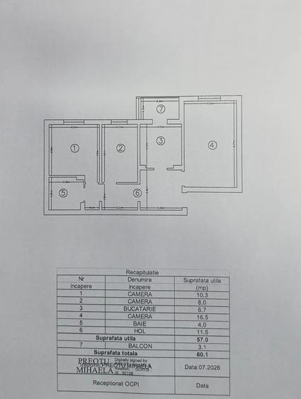 Apartament cu 3 camere decomandat în Podul de Fier