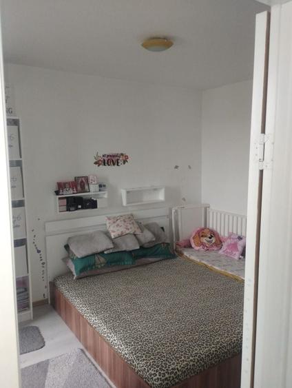 Apartament cu 2 camere semidecomandat în Km 4