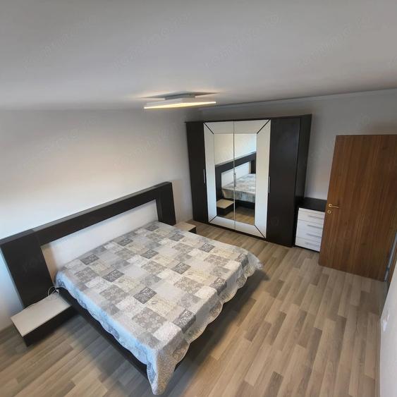 Apartament cu 3 camere semidecomandat în Iosefin