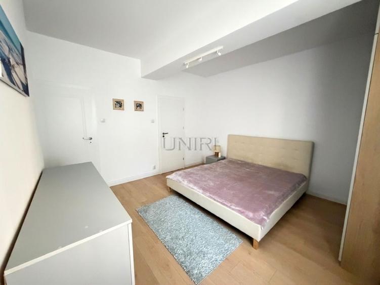 Direct proprietar , 3 camere, parcare subterana, Bdul Unirii- Nerva Traian - 13