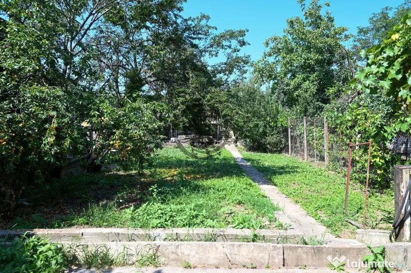 Casă cu 2 camere cu Teren 444 Mp în Pleașa