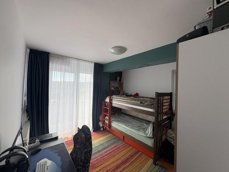Vand apartament 2 camere - 2