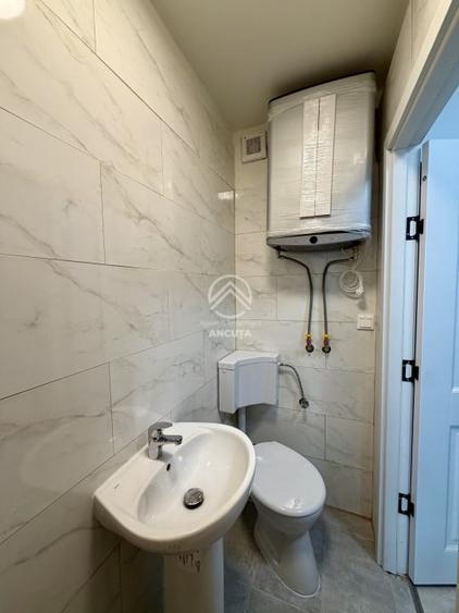 Garsonieră semidecomandată în Dâmbul Rotund