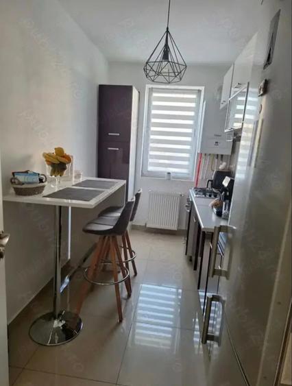 Apartament cu 2 camere decomandat în Florești