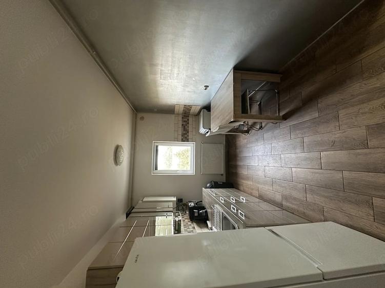 Apartament cu 3 camere semidecomandat în UMT