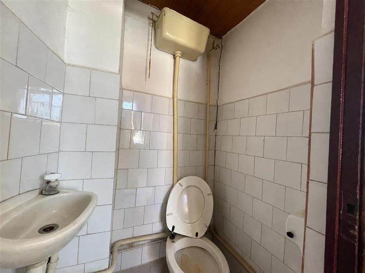 Spațiu comercial, de 32 mp, în Central