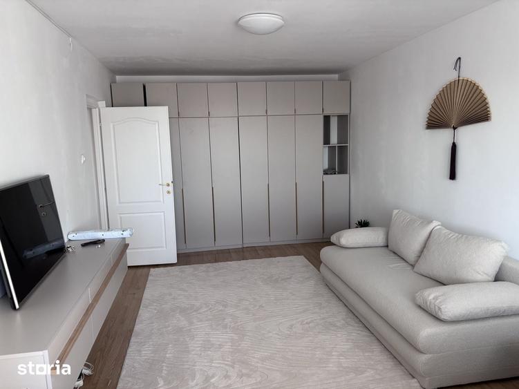 Apartament cu 2 camere semidecomandat, mobilat în Dristor