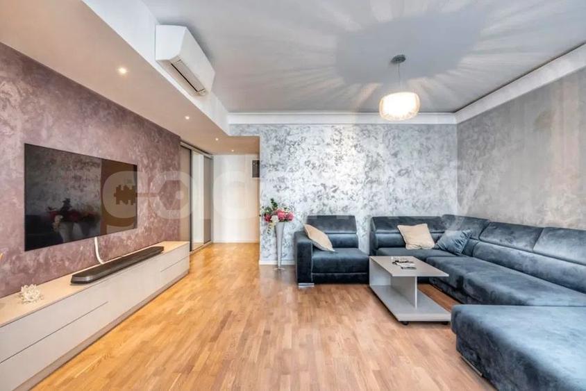 Apartament cu 4 camere decomandat, mobilat în Herăstrău