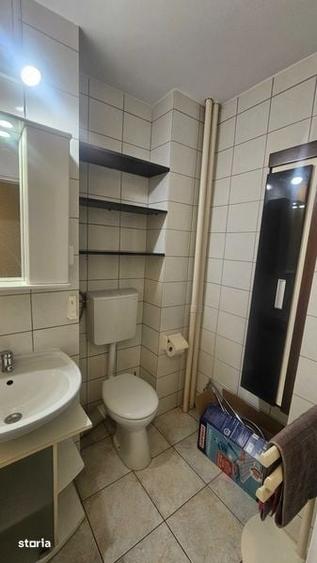 Garsonieră decomandată în Central