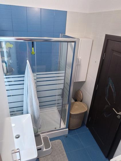 Apartament cu 2 camere decomandat, mobilat în Ghencea