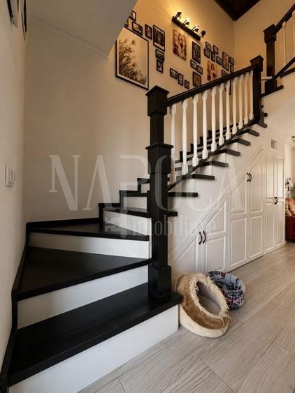 Duplex cu 4 camere cu Canalizare în Dâmbul Rotund