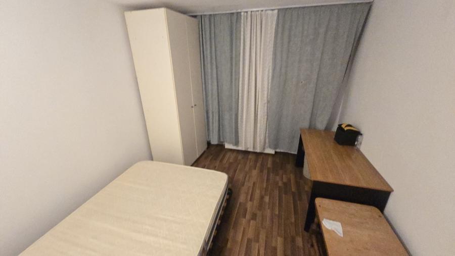 Apartament cu 3 camere decomandat în Balta Albă