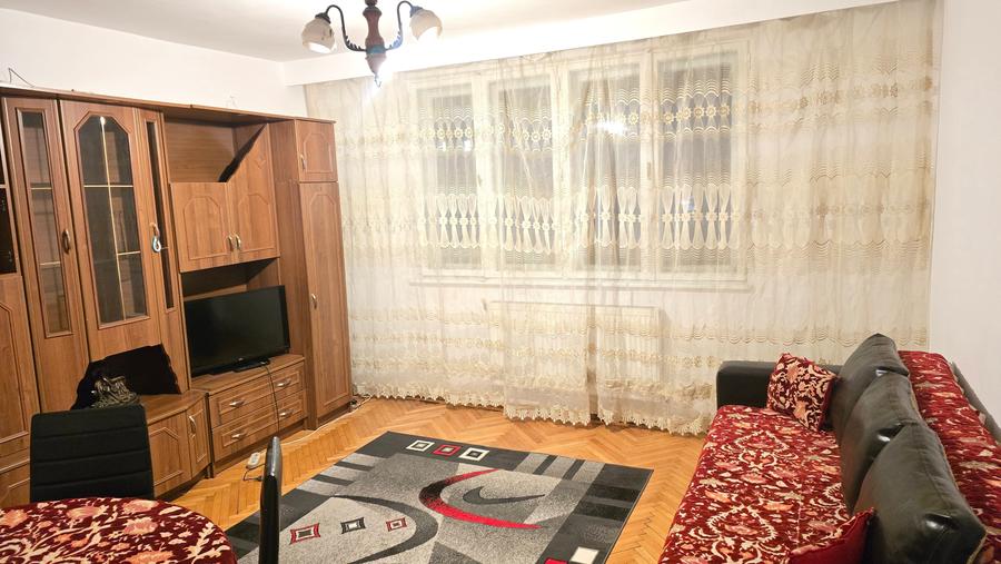 Inchiriez apartament 2 camere decomandat in Deva, Progresul (Enescu), etaj 3 - 1