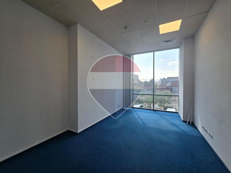 Birou, de 530 mp, în Ultracentral