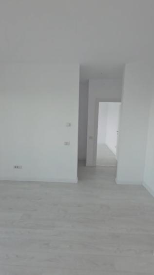 Apartament cu 2 camere semidecomandat în Pantelimon
