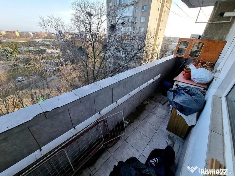 Apartament cu 2 camere decomandat în Sud