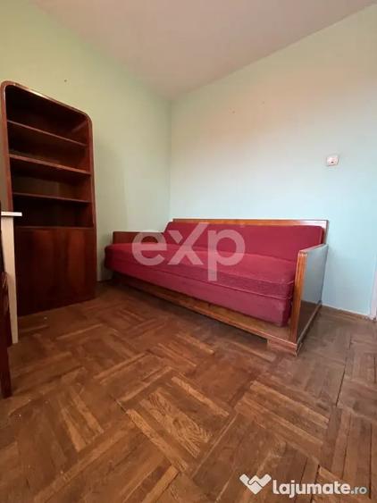 Apartament cu 3 camere decomandat în Central