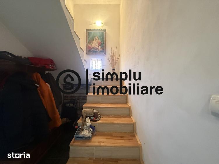 Casă cu 6 camere cu Teren 372 Mp în Bariera Vâlcii