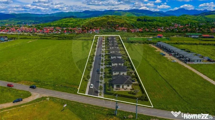 Teren în Tărlungeni