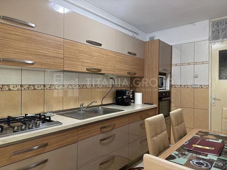 Apartament cu 2 camere decomandat în Răcădău