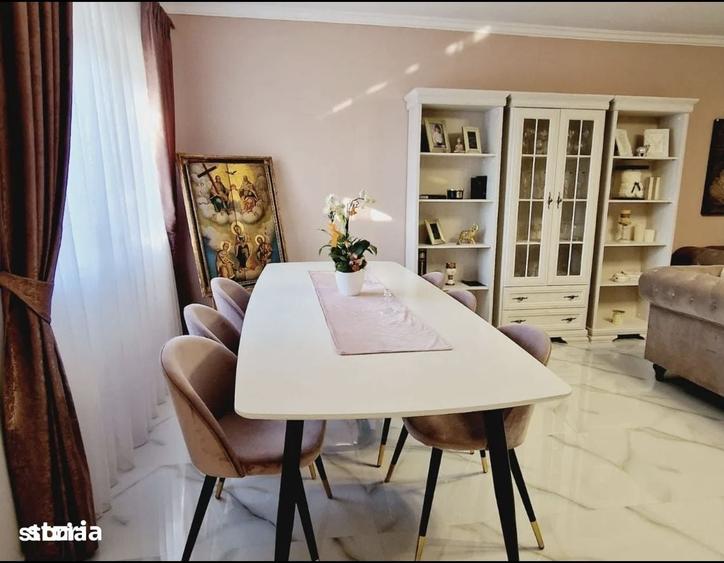 Casă cu 4 camere cu Teren 500 Mp în Sântandrei