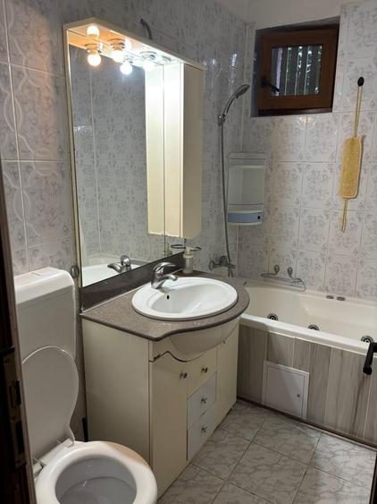 Apartament cu 2 camere semidecomandat în Podgoria
