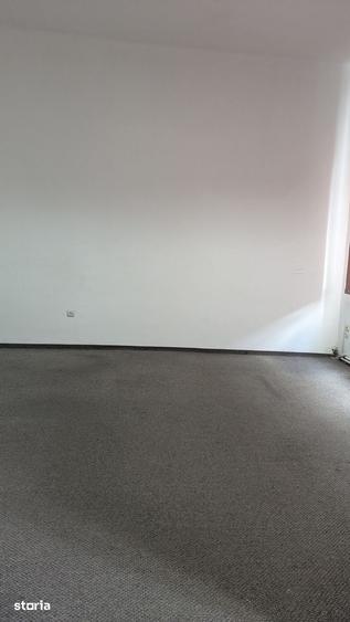 Inchiriez spatiu comercial, intrare din strada, centru, comision 0%! - 3