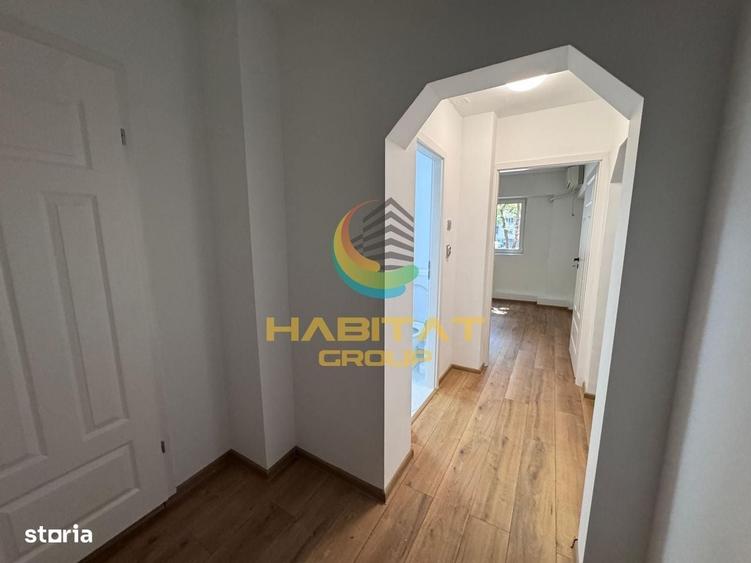 Apartament cu 4 camere semidecomandat în Tineretului