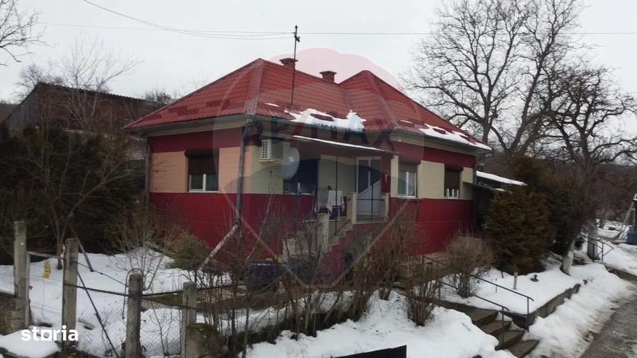 Casă cu 2 camere în Bădești